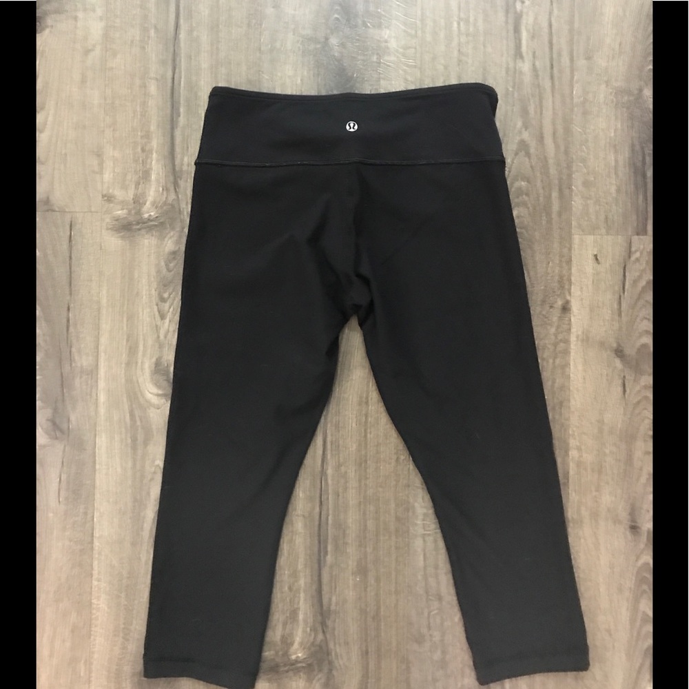 Lululemon Capri 8